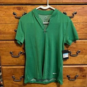 Nike BNWT women’s golf polo